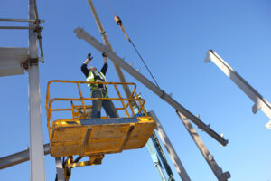  Spinal Injuries from Construction and refineries accidents happen daily