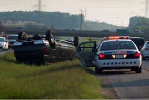 suv and pickup truck rollover with roof crush causes SCI and TBI